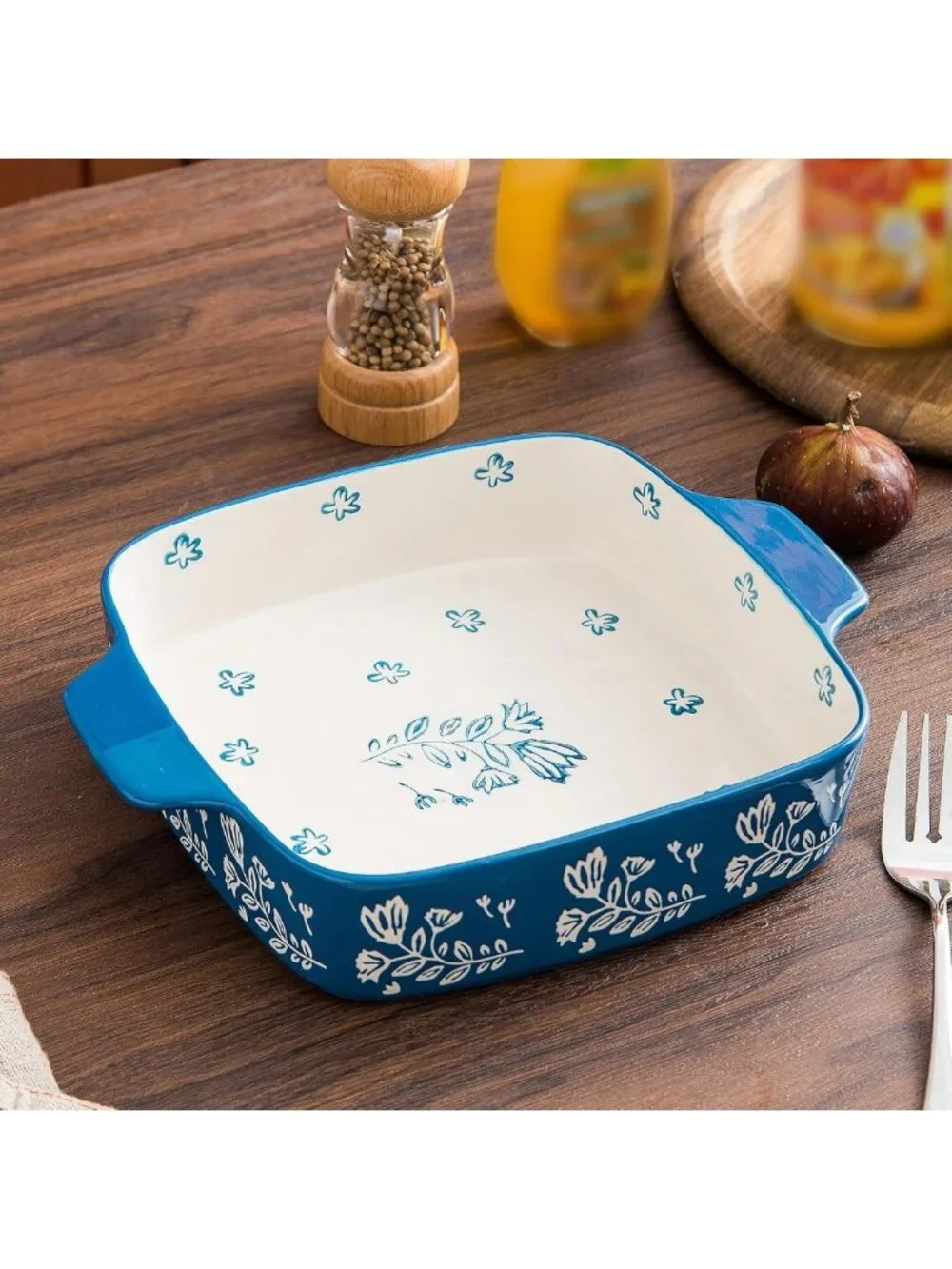 Ceramic 9x9 Baking Dish & Casserole Pan - Versatile Brownie & Lasagna Bakeware
